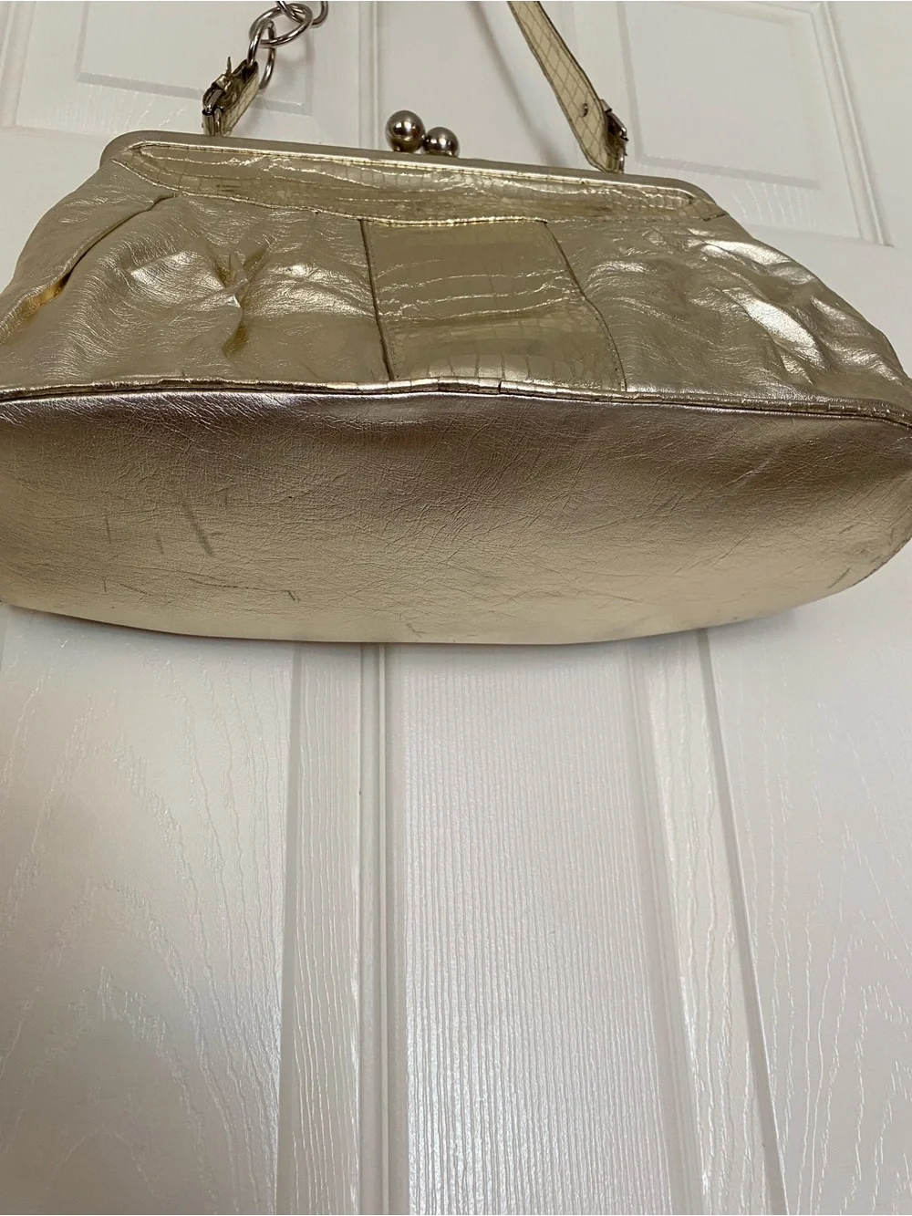 Metallic Gold Crown-Embellished Women’s Shoulder Bag